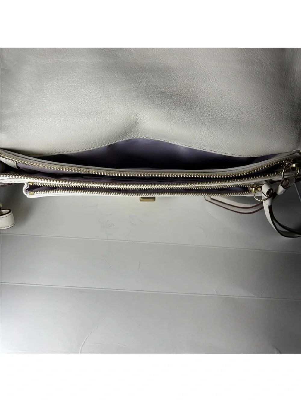 Coach Hamptons XL Wristlet/Clutch Winter White Leather, Brass Hardware, VINTAGE